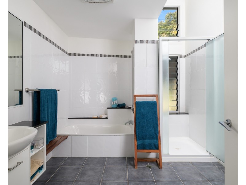 22 Orania Street, Rainbow Beach QLD 4581