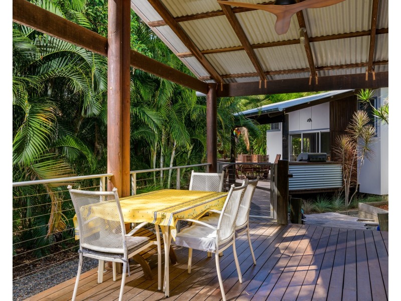 22 Orania Street, Rainbow Beach QLD 4581