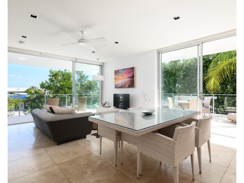 104/1 RAINBOW BEACH ROAD, Rainbow Beach QLD 4581