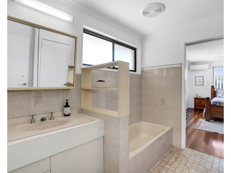 50 TINGIRA CLOSE, Rainbow Beach QLD 4581