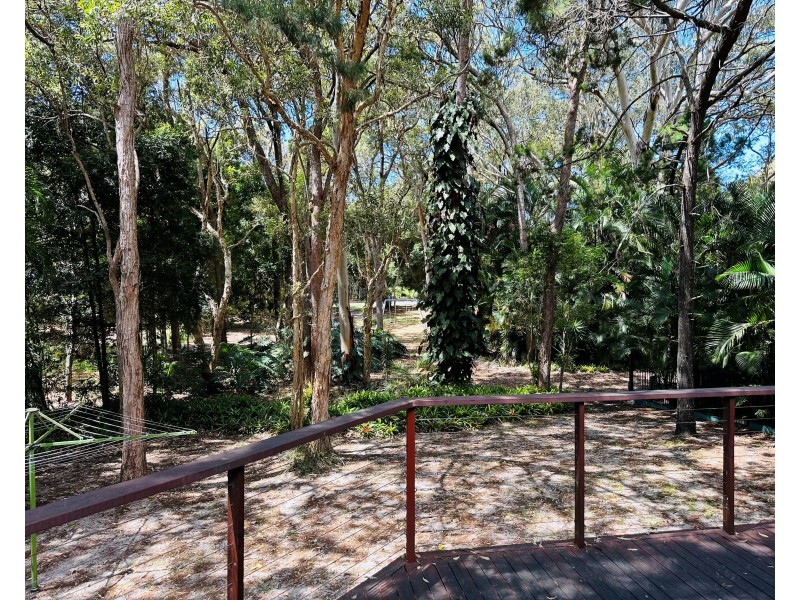 6 ESPRIT DRIVE, Rainbow Beach QLD 4581