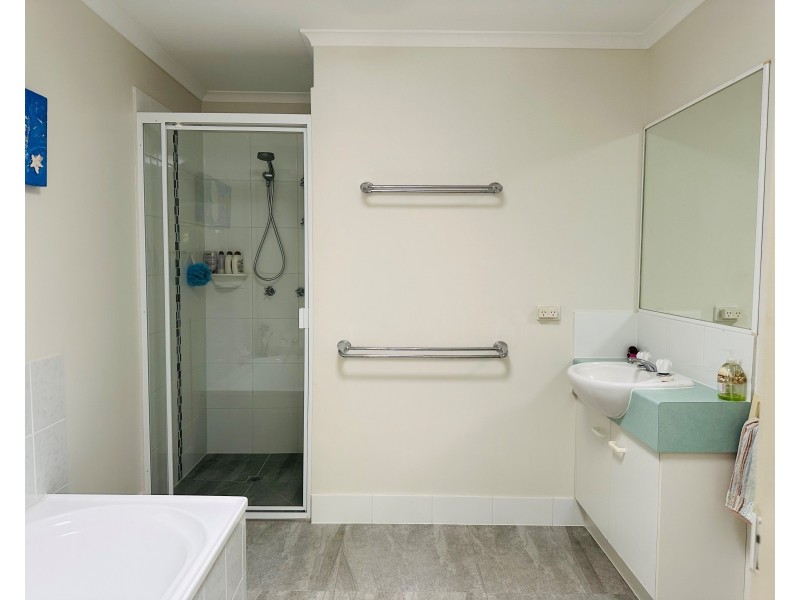 1/36 MANOOKA DRIVE, Rainbow Beach QLD 4581