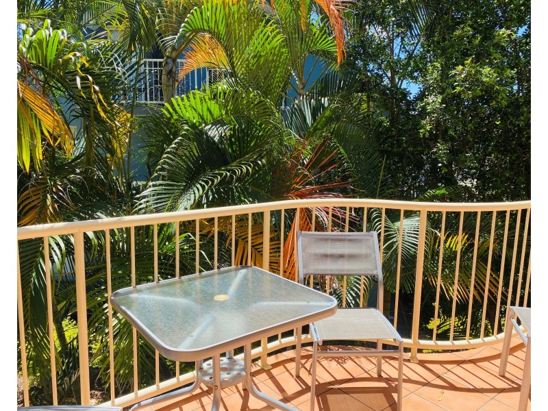 9/2-4 DOUBLE ISLAND DRIVE, Rainbow Beach QLD 4581