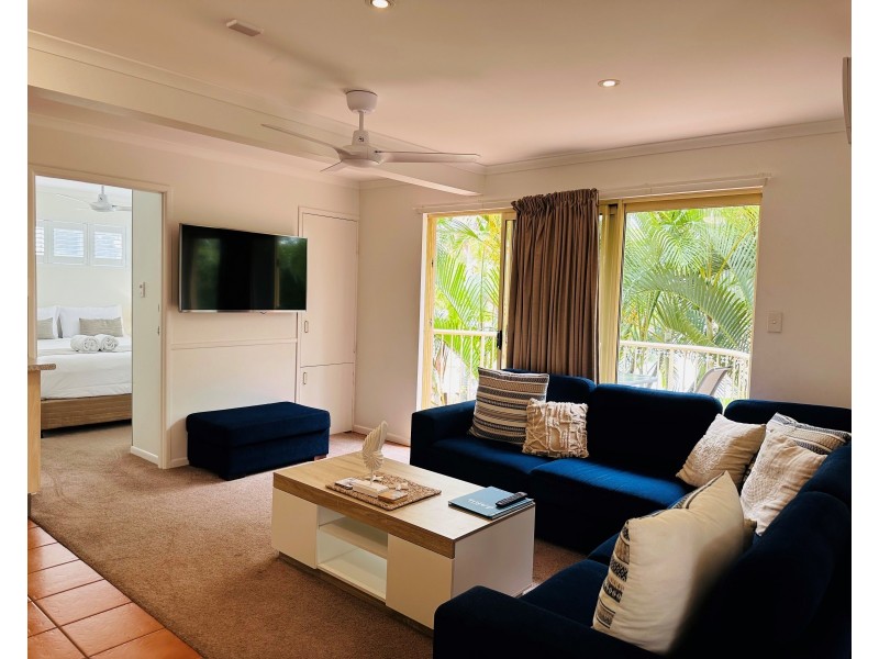 9/2-4 DOUBLE ISLAND DRIVE, Rainbow Beach QLD 4581