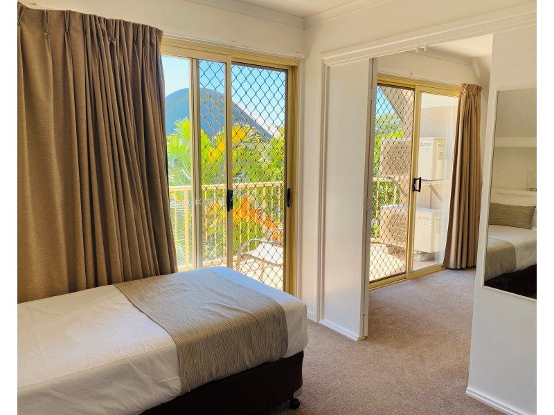 9/2-4 DOUBLE ISLAND DRIVE, Rainbow Beach QLD 4581