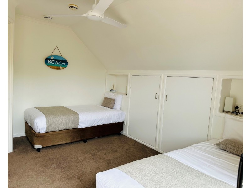 9/2-4 DOUBLE ISLAND DRIVE, Rainbow Beach QLD 4581