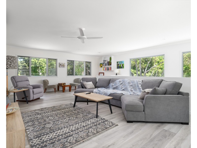 15 ORANIA ROAD, Rainbow Beach QLD 4581