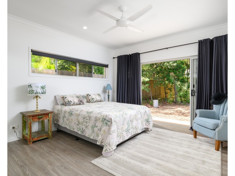 15 ORANIA ROAD, Rainbow Beach QLD 4581