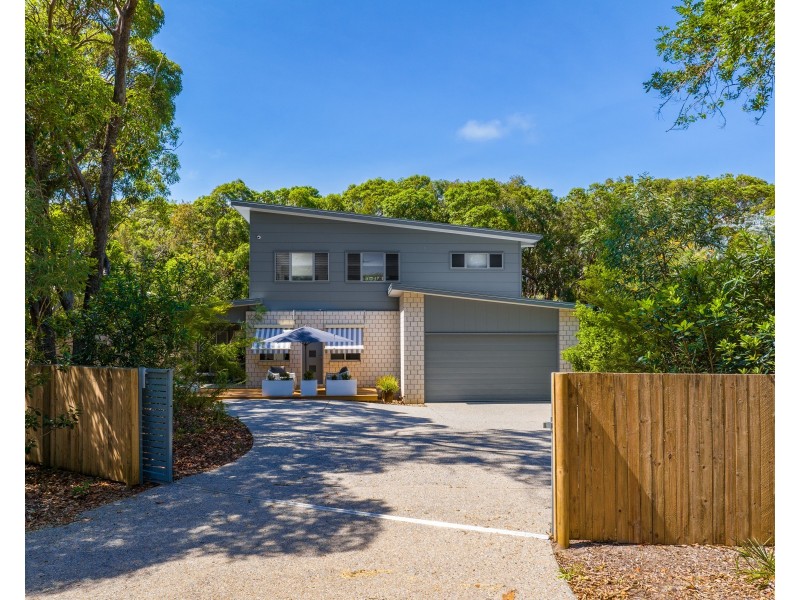 15 ORANIA ROAD, Rainbow Beach QLD 4581
