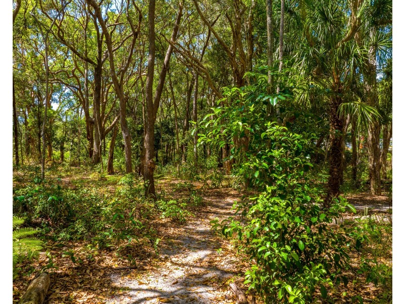 15 ORANIA ROAD, Rainbow Beach QLD 4581