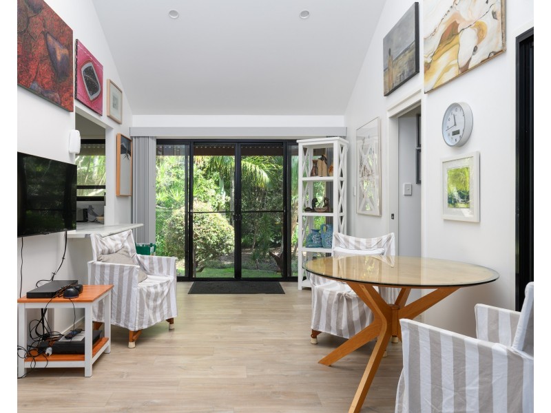 2 Esprit Drive, Rainbow Beach QLD 4581