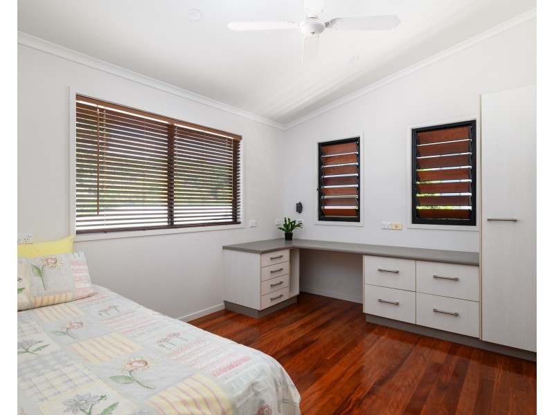 19 NAIAD COURT, Rainbow Beach QLD 4581