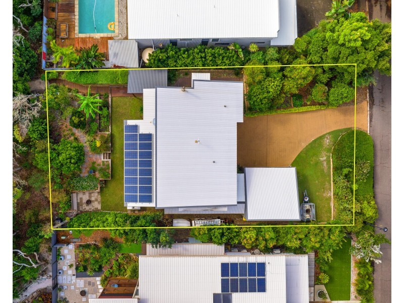 19 NAIAD COURT, Rainbow Beach QLD 4581