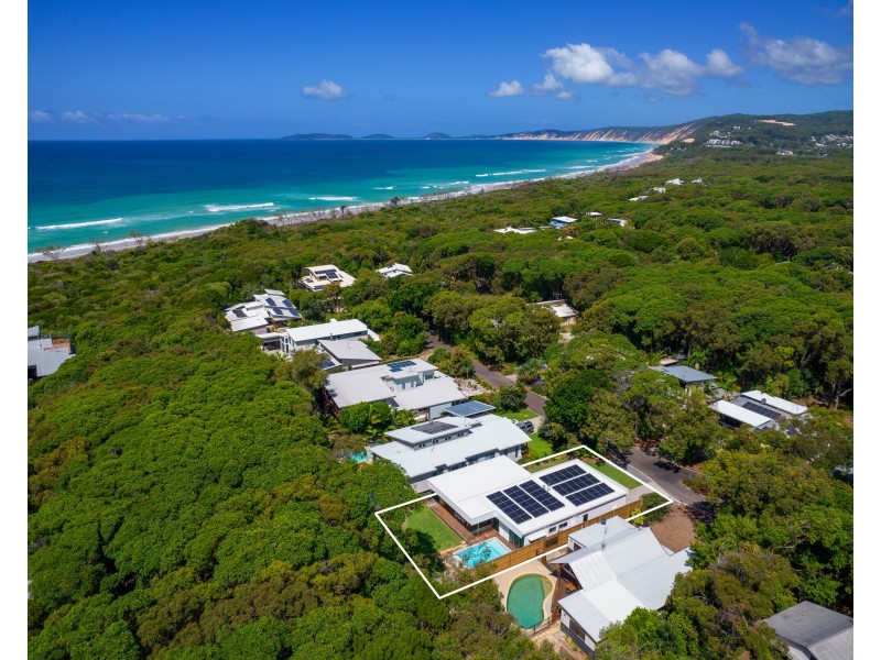 13 NAIAD COURT, Rainbow Beach QLD 4581
