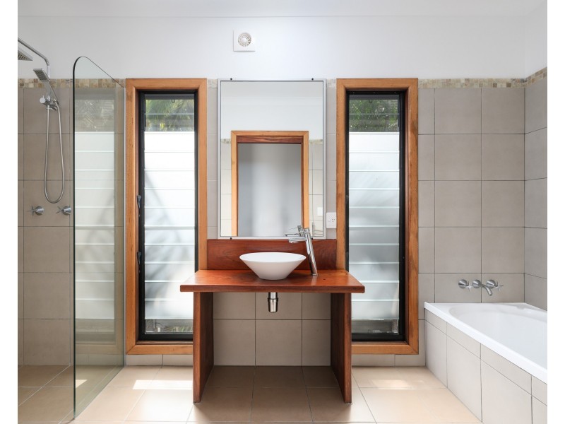 21 SATINWOOD ROAD, Rainbow Beach QLD 4581