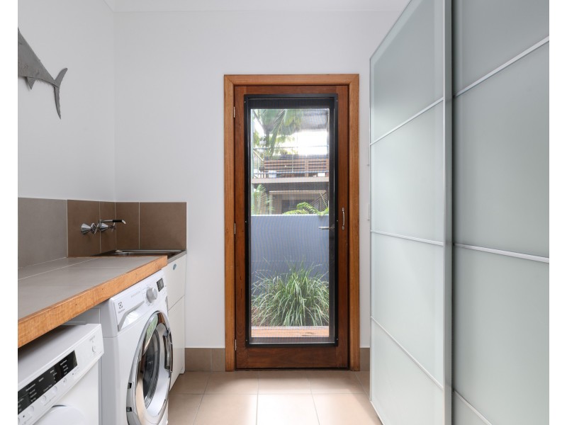 21 SATINWOOD ROAD, Rainbow Beach QLD 4581