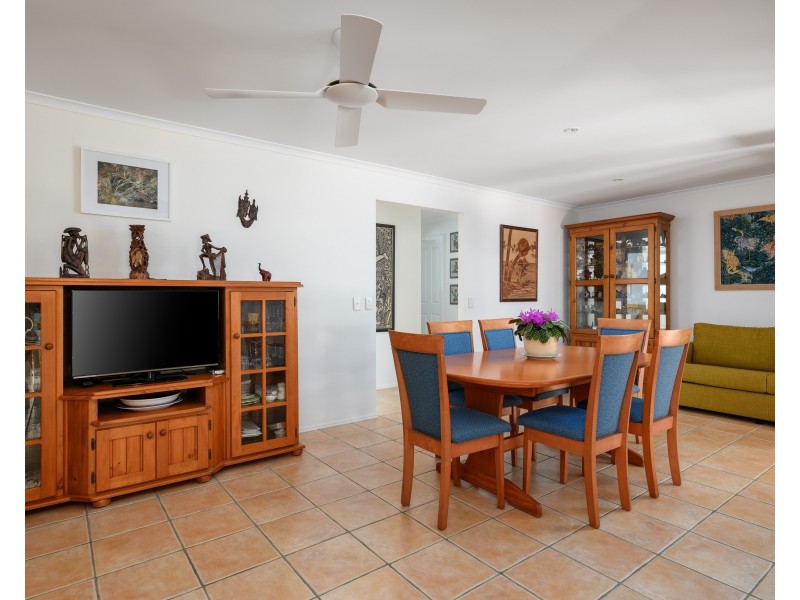 16 BOMBURRA COURT, Rainbow Beach QLD 4581