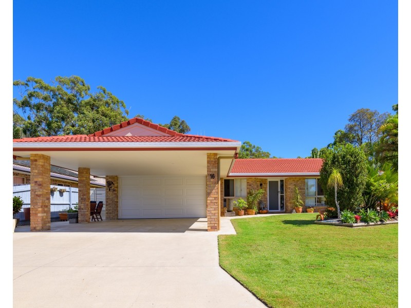 16 BOMBURRA COURT, Rainbow Beach QLD 4581