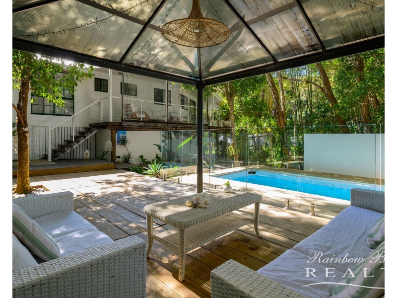 17 Orania Road, Rainbow Beach QLD 4581