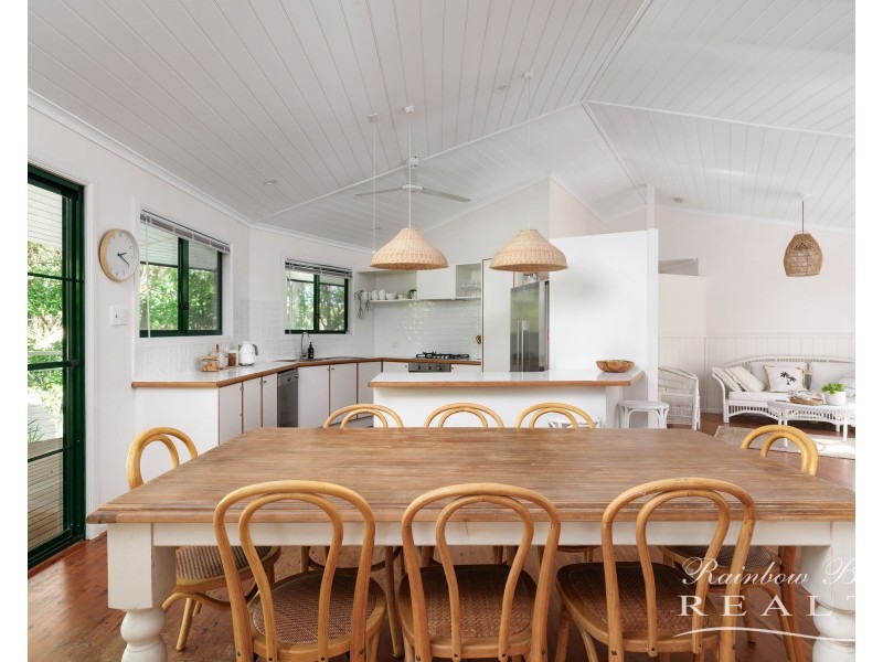 17 Orania Road, Rainbow Beach QLD 4581