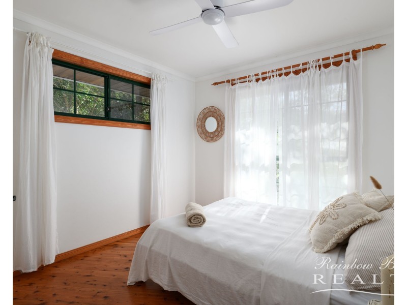 17 Orania Road, Rainbow Beach QLD 4581
