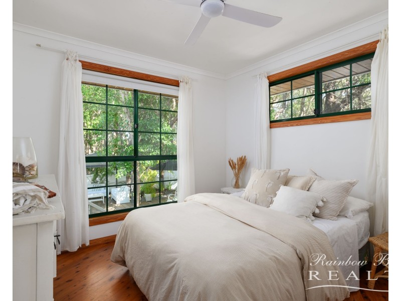 17 Orania Road, Rainbow Beach QLD 4581