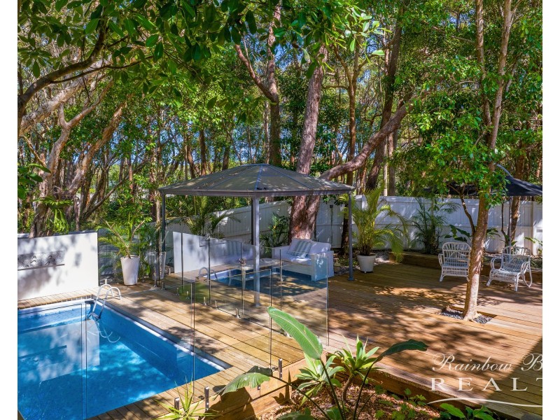 17 Orania Road, Rainbow Beach QLD 4581