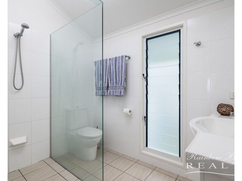 39 RUMBALARA AVENUE, Rainbow Beach QLD 4581