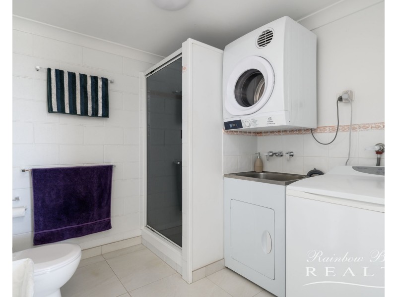 39 RUMBALARA AVENUE, Rainbow Beach QLD 4581