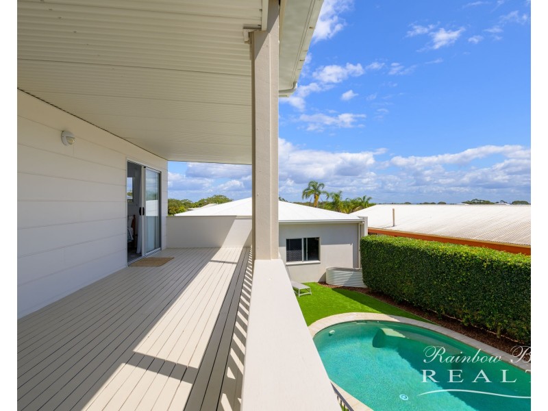 39 RUMBALARA AVENUE, Rainbow Beach QLD 4581