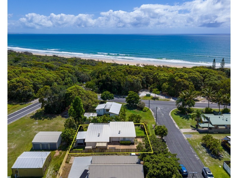 4 ILMENITE AVENUE, Rainbow Beach QLD 4581