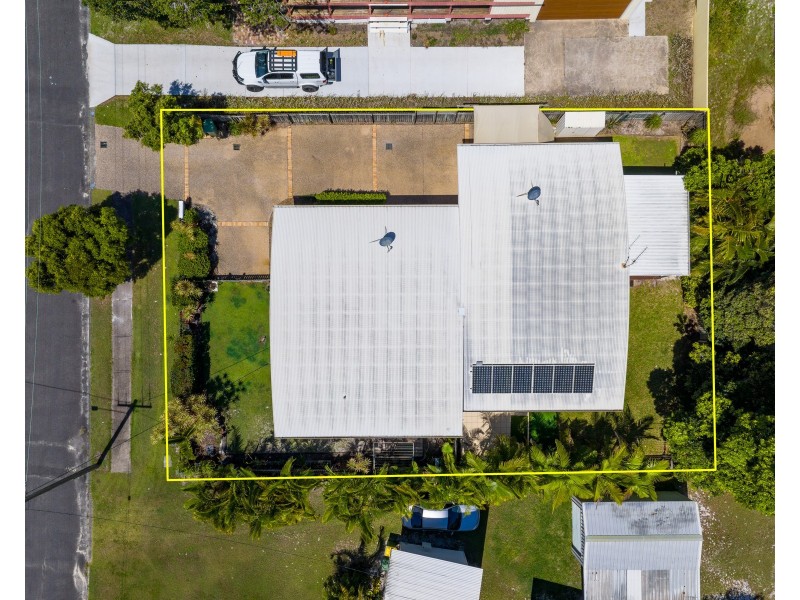 4 ILMENITE AVENUE, Rainbow Beach QLD 4581