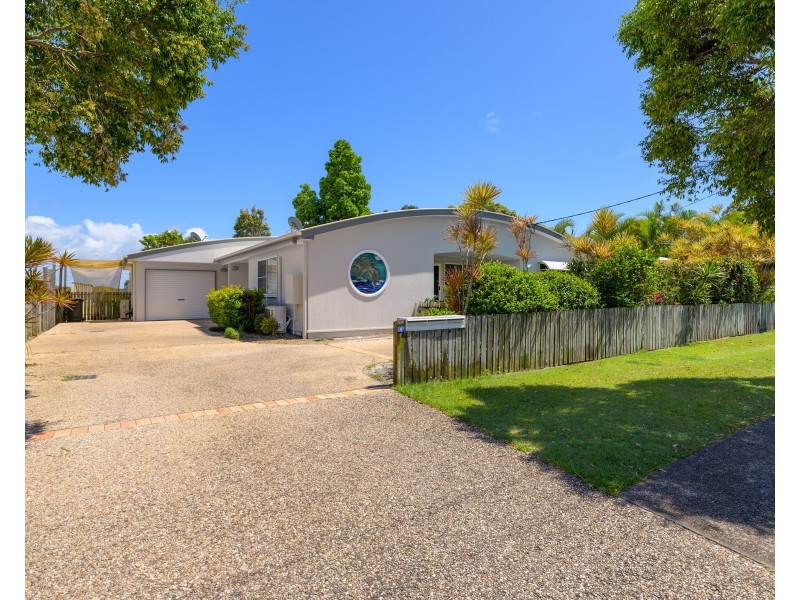 4 ILMENITE AVENUE, Rainbow Beach QLD 4581