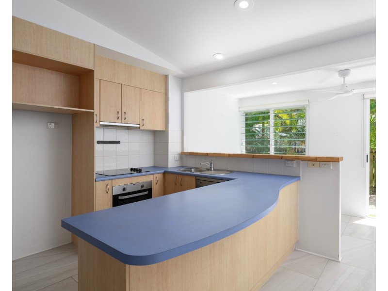 4 ILMENITE AVENUE, Rainbow Beach QLD 4581