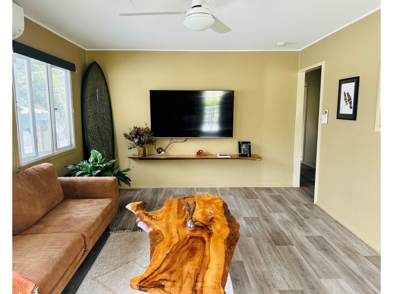 13 MANOOKA DRIVE, Rainbow Beach QLD 4581
