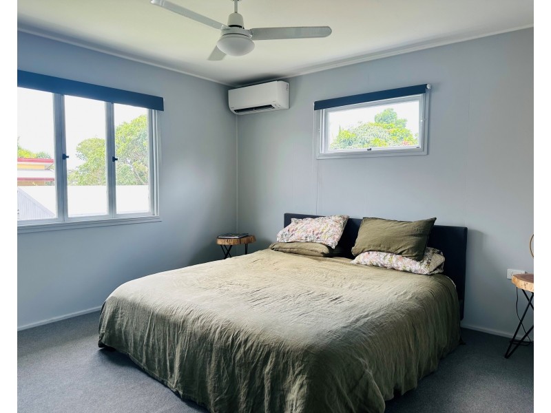 13 MANOOKA DRIVE, Rainbow Beach QLD 4581