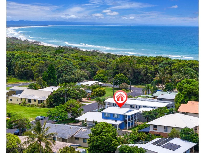 2/7 ILMENITE AVENUE, Rainbow Beach QLD 4581