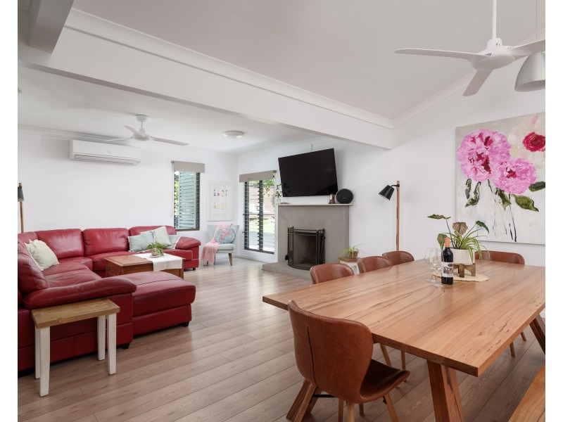 37 DOUBLE ISLAND DRIVE, Rainbow Beach QLD 4581