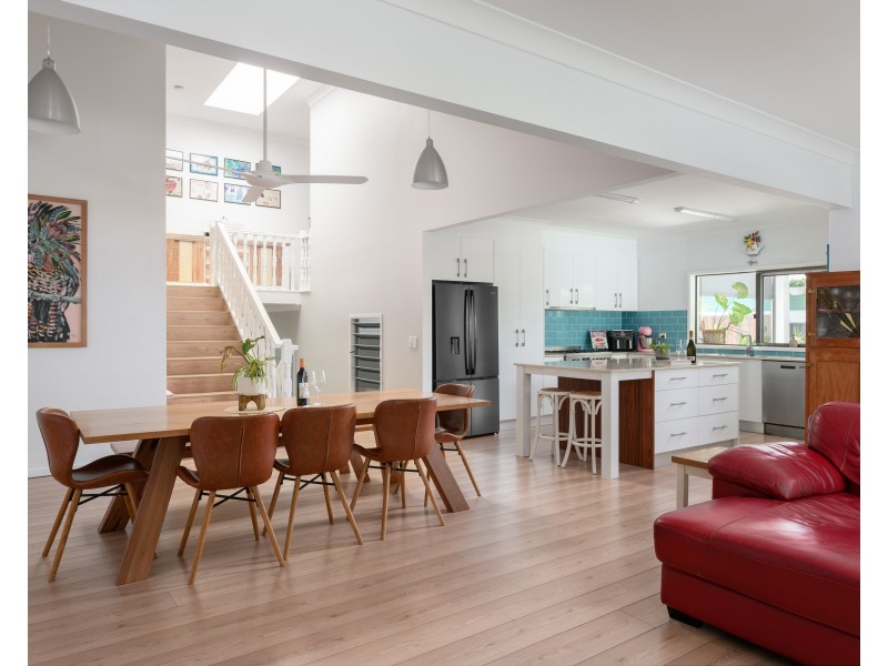 37 DOUBLE ISLAND DRIVE, Rainbow Beach QLD 4581