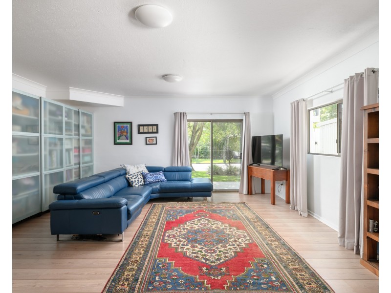 37 DOUBLE ISLAND DRIVE, Rainbow Beach QLD 4581