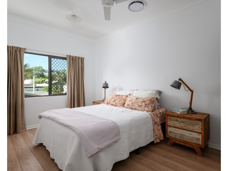 37 DOUBLE ISLAND DRIVE, Rainbow Beach QLD 4581