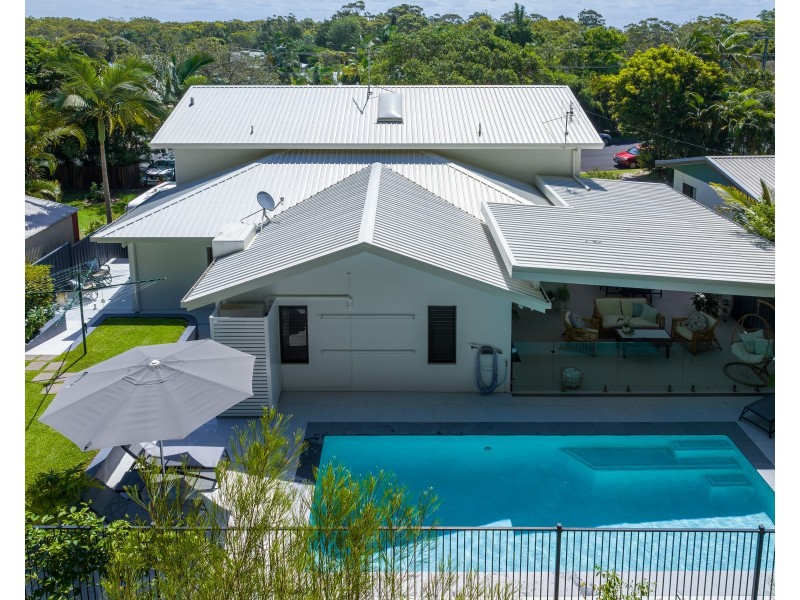 37 DOUBLE ISLAND DRIVE, Rainbow Beach QLD 4581