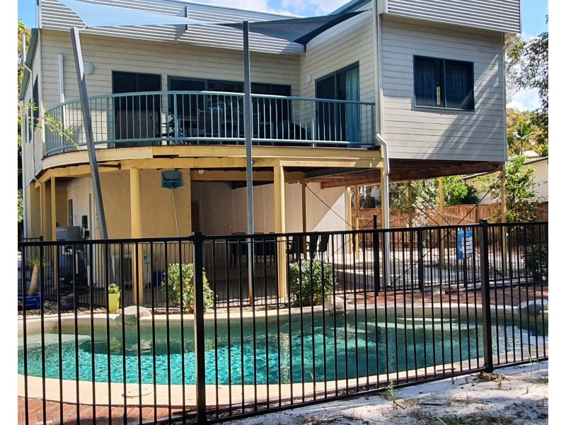 20 ORANIA STREET, Rainbow Beach QLD 4581