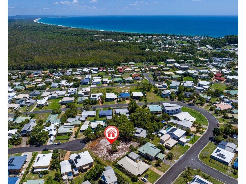 16 COOLBERRY COURT, Rainbow Beach QLD 4581
