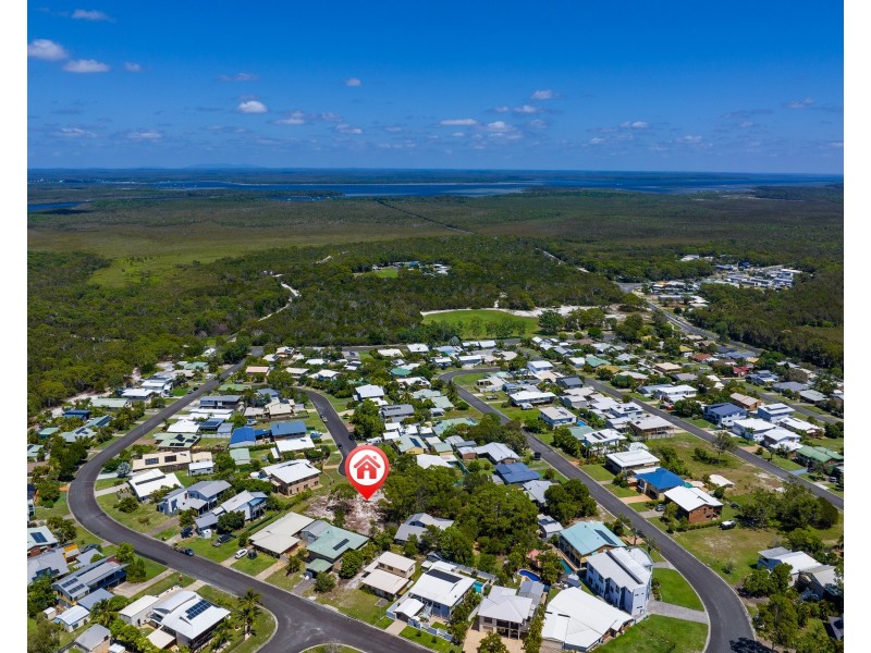 16 COOLBERRY COURT, Rainbow Beach QLD 4581