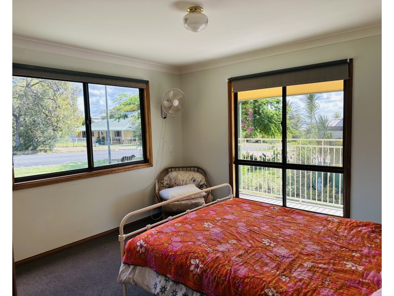 15 BOMBALA CRESCENT, Rainbow Beach QLD 4581