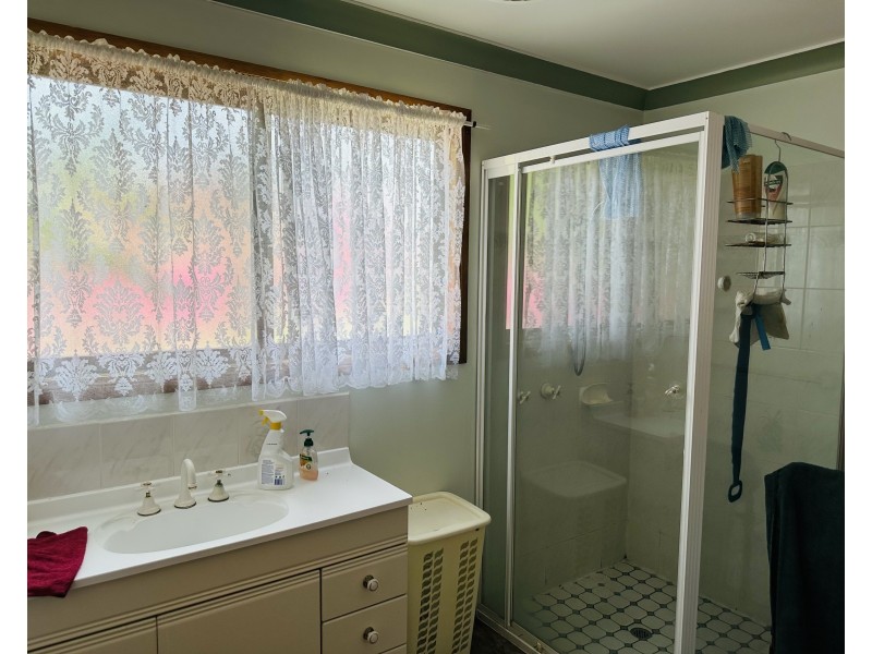 15 BOMBALA CRESCENT, Rainbow Beach QLD 4581