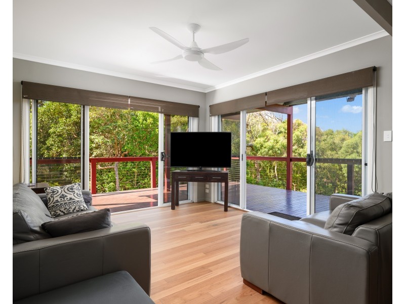 21 Belle Court, Rainbow Beach QLD 4581