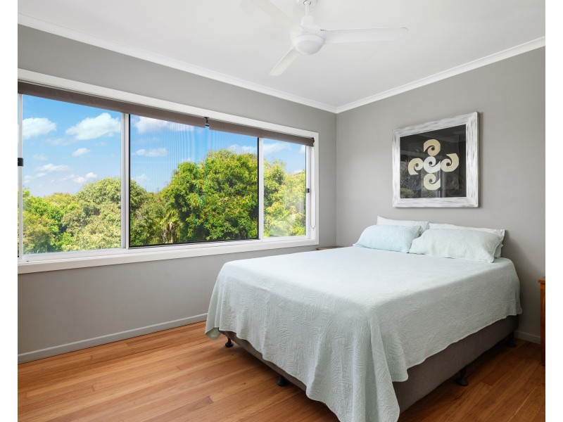 21 Belle Court, Rainbow Beach QLD 4581