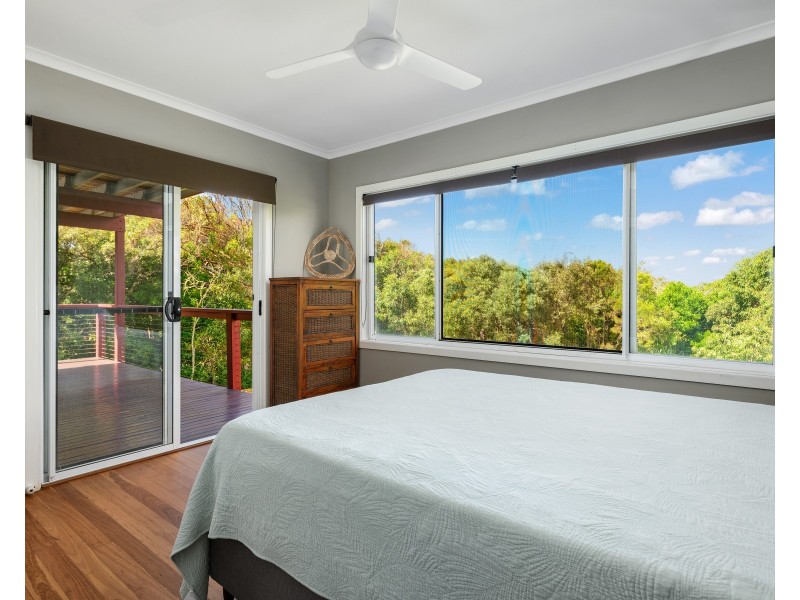 21 Belle Court, Rainbow Beach QLD 4581